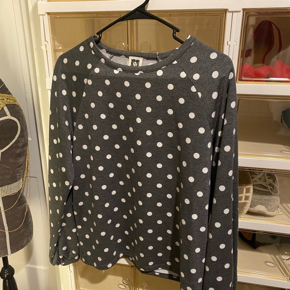 Anne Klein top, women’s size Small.Gray/White Polka Dot Long Sleeve Banded Cuffs
